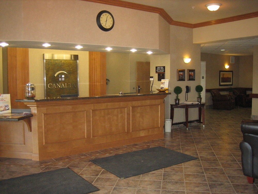 Clarion Pointe Hotel Rimbey Exterior photo